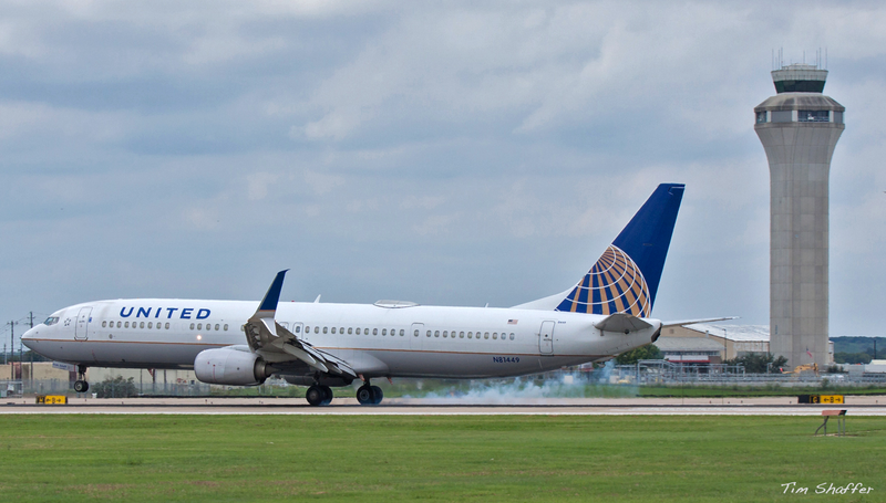 Boeing 737-924ER